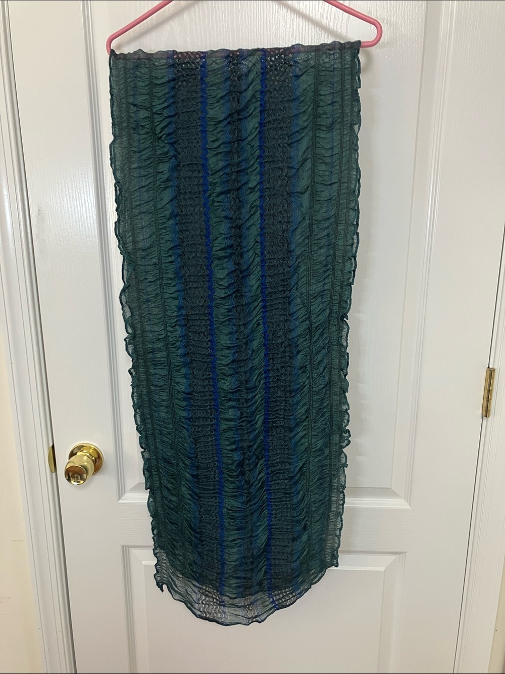 15 inch x 6 ft pucker scarf